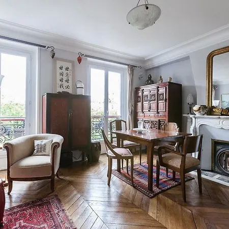 Boulevard Richard Lenoir Apartment