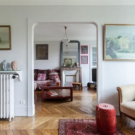 Boulevard Richard Lenoir Apartment